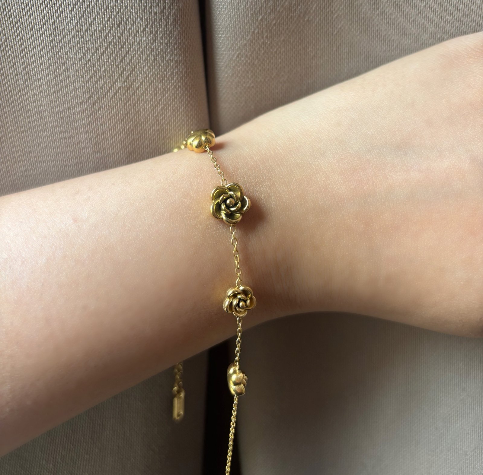 Rosette Chain Bracelet