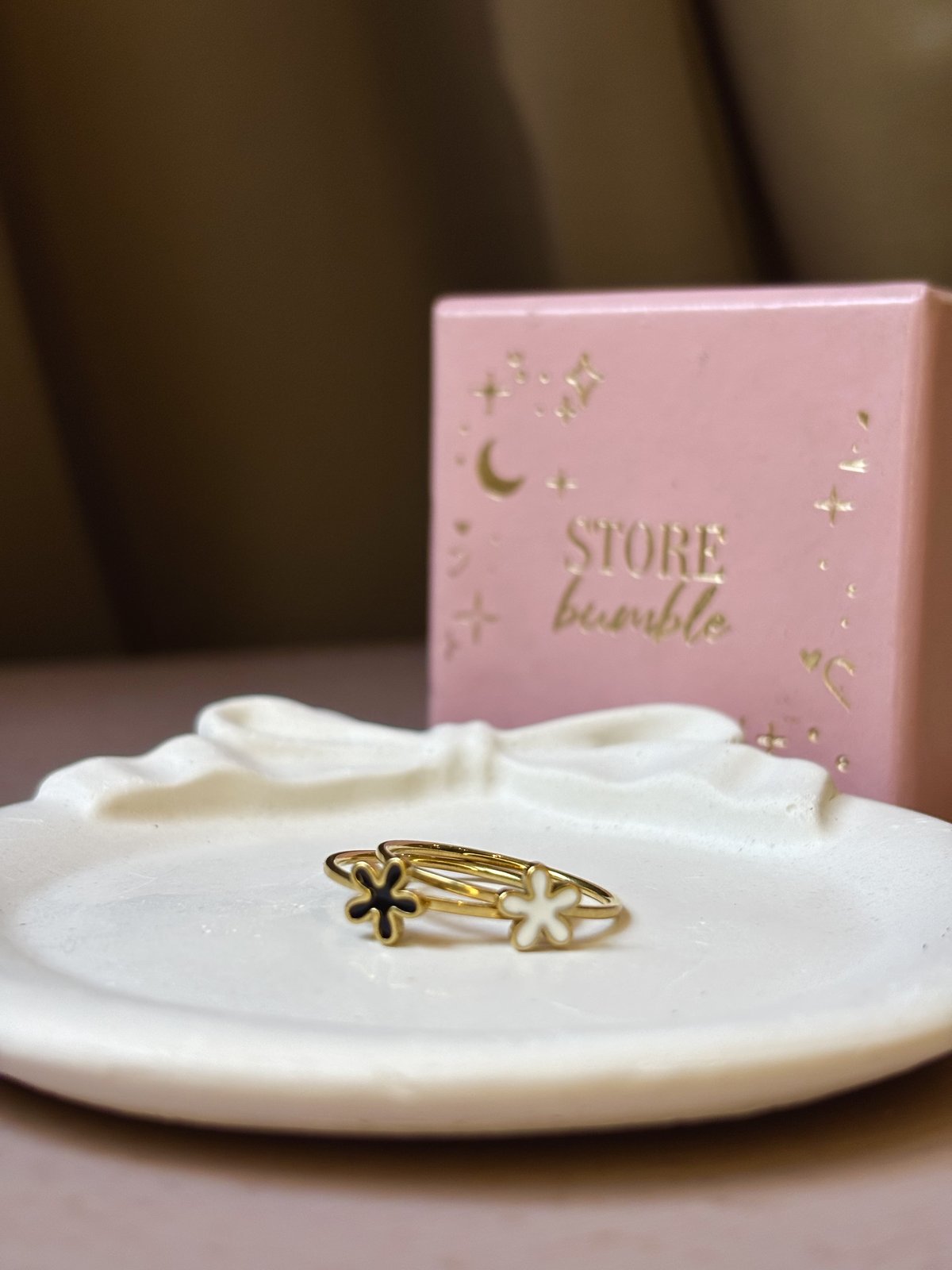 Petite Daisy Ring