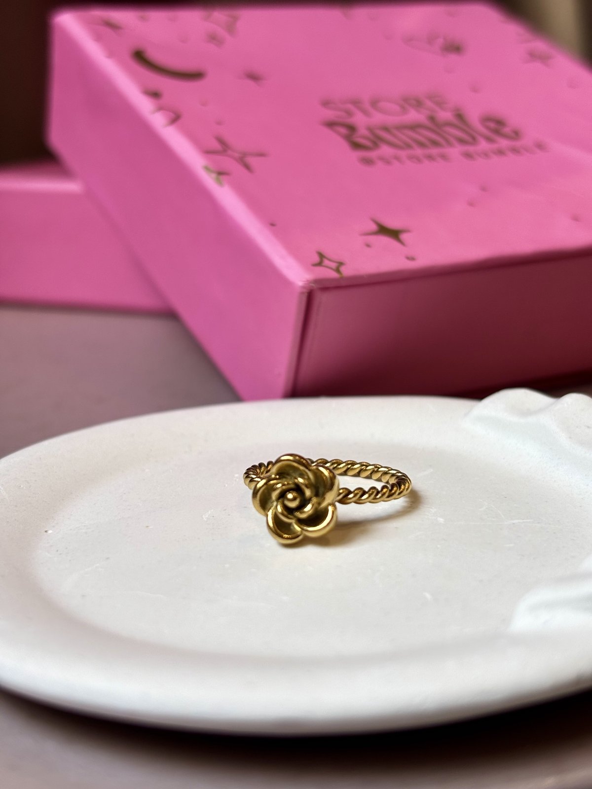 Rosette Ring