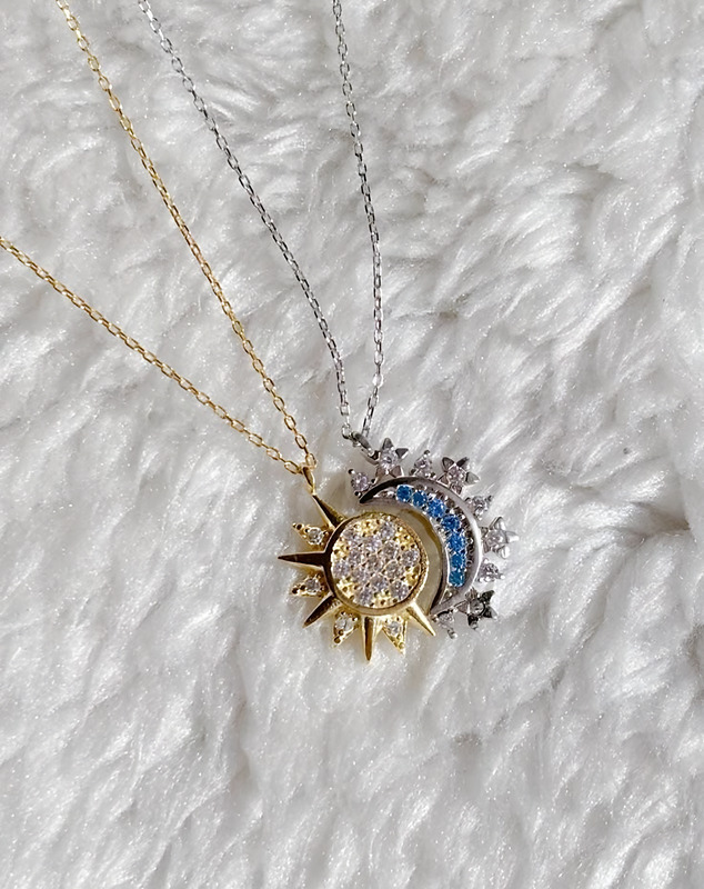 Nova Sun & Moon Necklace Set