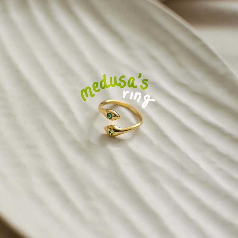 Medusa Ring
