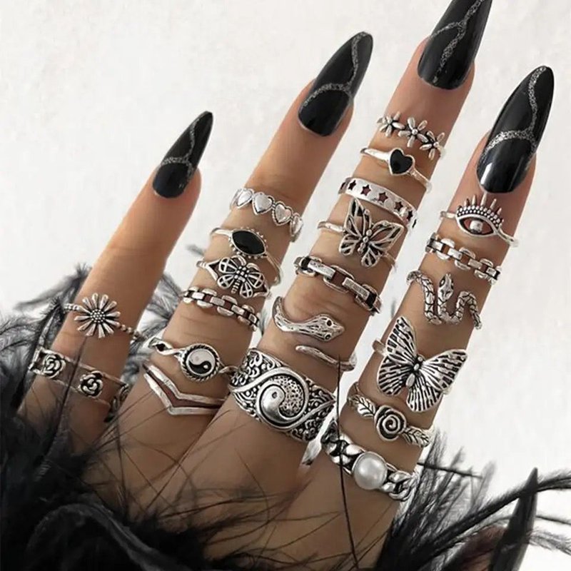 Lexi Antique Rings Set