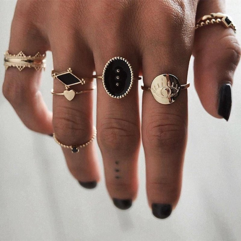Liquid Noir Rings Set