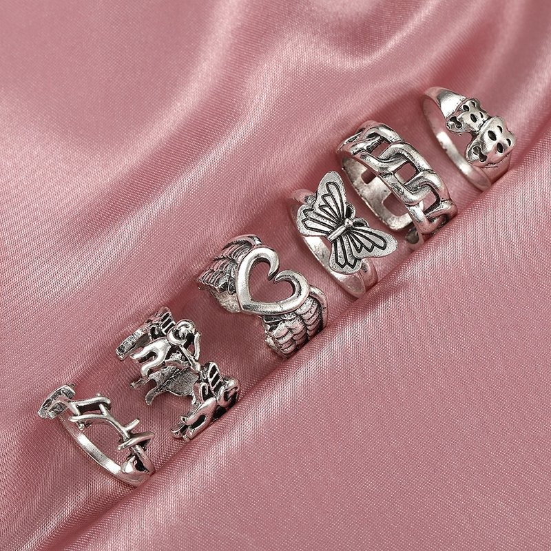 Cherub Rings Set