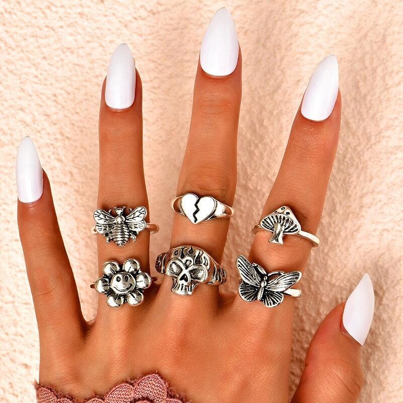 Gothic Garden Rings Set