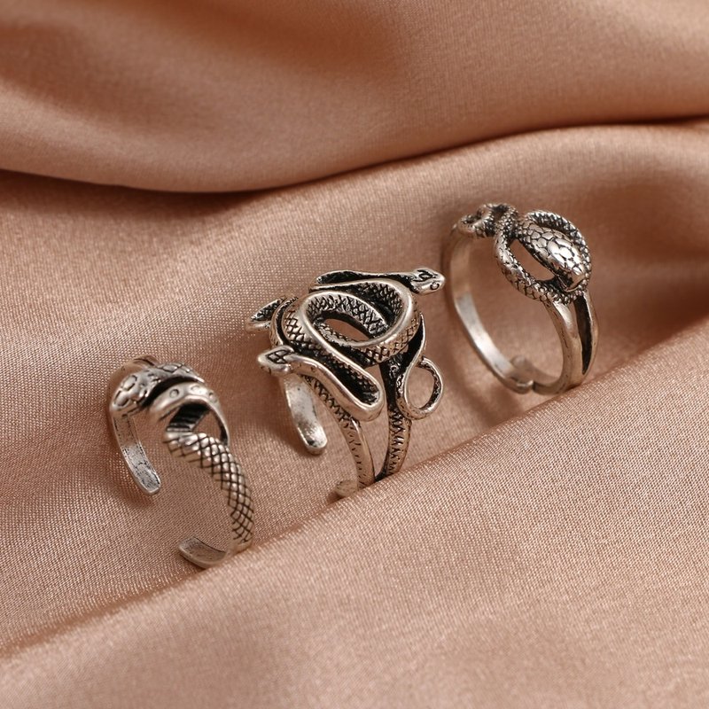Hiss Rings Set